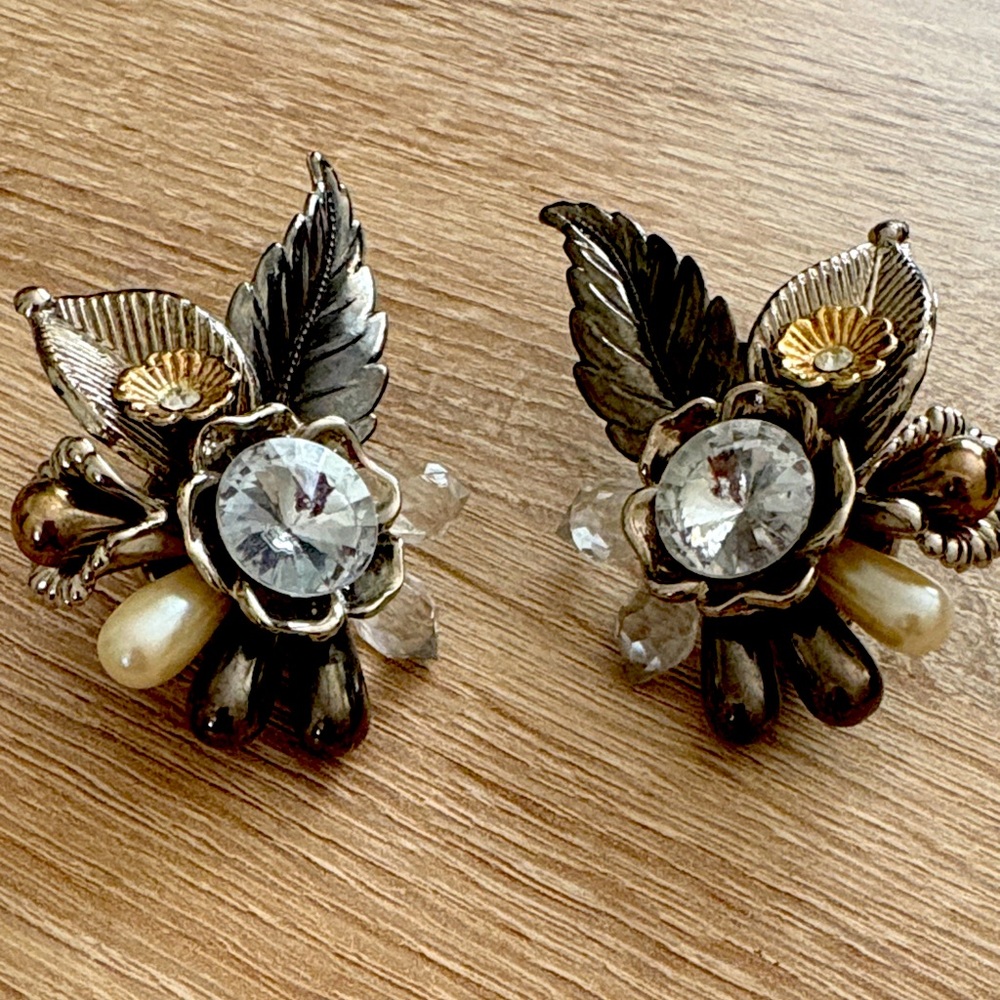 Huge but lightweight clip on statement earrings